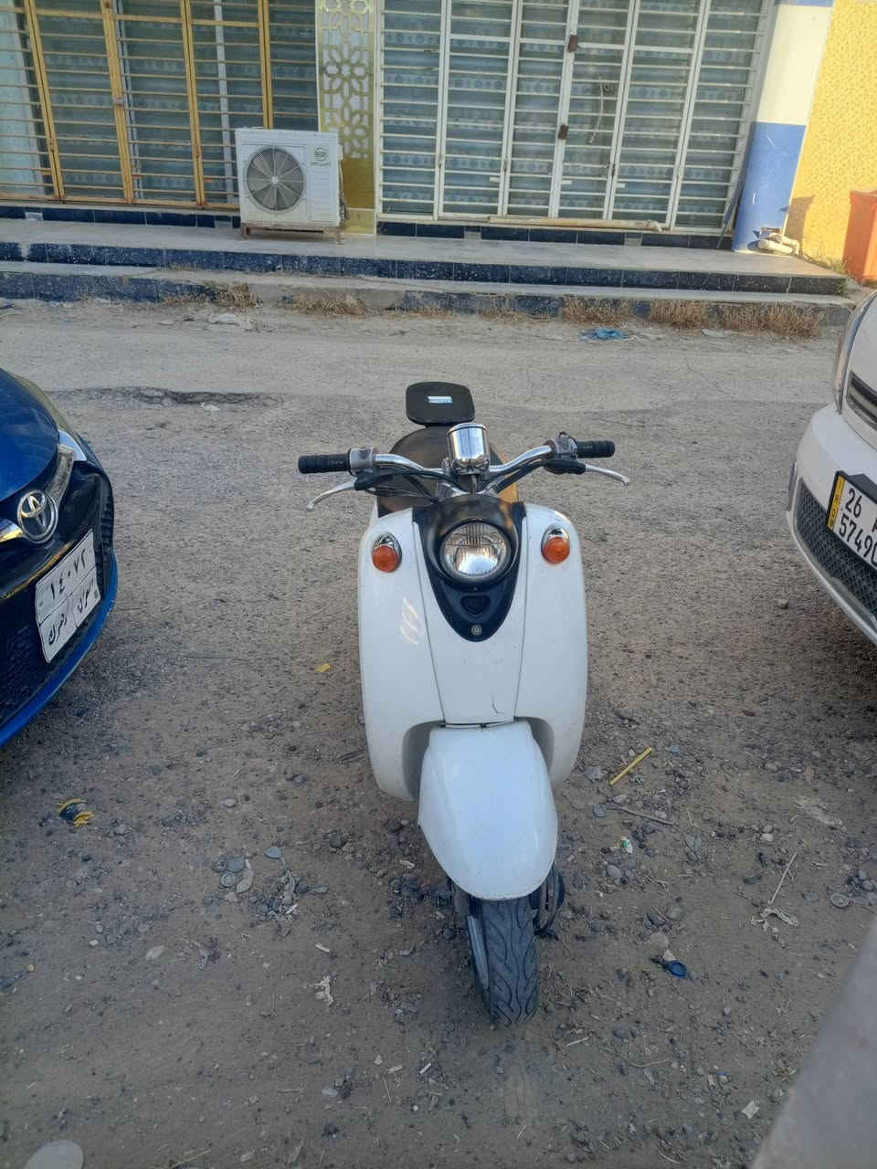 ماطور  للبيع نظيف  نص هندر يشتغل سلف ماطور جاهز سعر 210  رقم ***********
