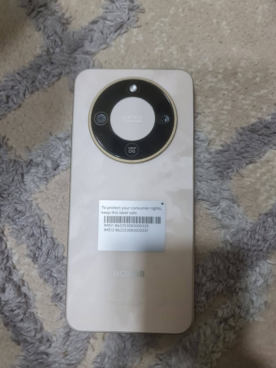 السلام عليكم يوجد هونرx9d  ذاكره 256   مستخدم عشره ايام  غراضو كامله جهاز غني عن التعريف  السعر 360 وبي مجال بسيط الاستفسار خاص او اتصال ***********
