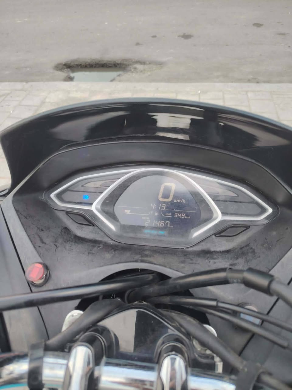 شباب سلام عليكم درجة بي سي اكس جيل ثالث دراجة جديدةمال رمبه شرط وكاله مكينة ناعمة شلعه ومعدل ماشيه 21حقيقي خير من لله استفسار على هذا رقم ***********
