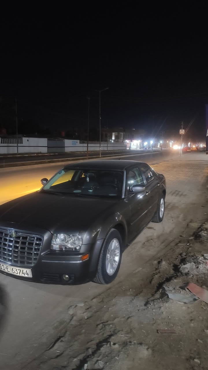 للبيع.. 

اوبامه 2008 
كفاله عامه 
تحويل ثاني يوم 
رقم بغداد بسمي 
كشنات كهرباء
حداديه اماميه 100٪
حداديه خلفيه 100٪
محرك 3500
كير ومحرك كفاله 
ترايك وين ما تريد 
كهربائيات كلها شغاله 
لون اسود نفطي
سياره كلش نضيفه 
سعر 130 وبيها مجال 
اسيا ***********
اثير ***********
مكلف بل النشر اتصل على الرقم 
مكاني سماوه
