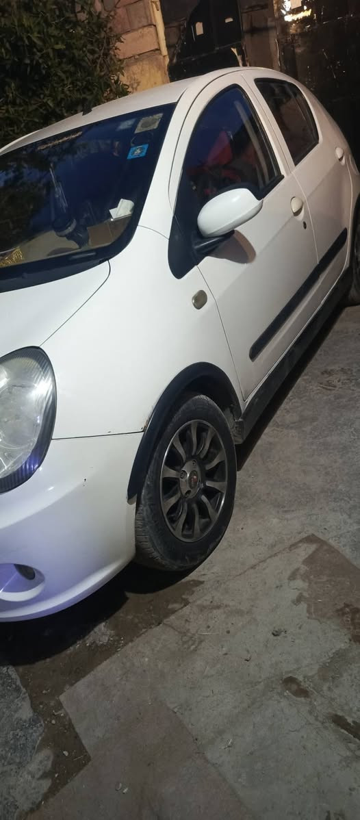 سلام عليكم شباب هاي جيلي بانده موديل 13 سياره خير من الله اللبيع السعر 52وبيهه مجال مكاني حيور ***********
