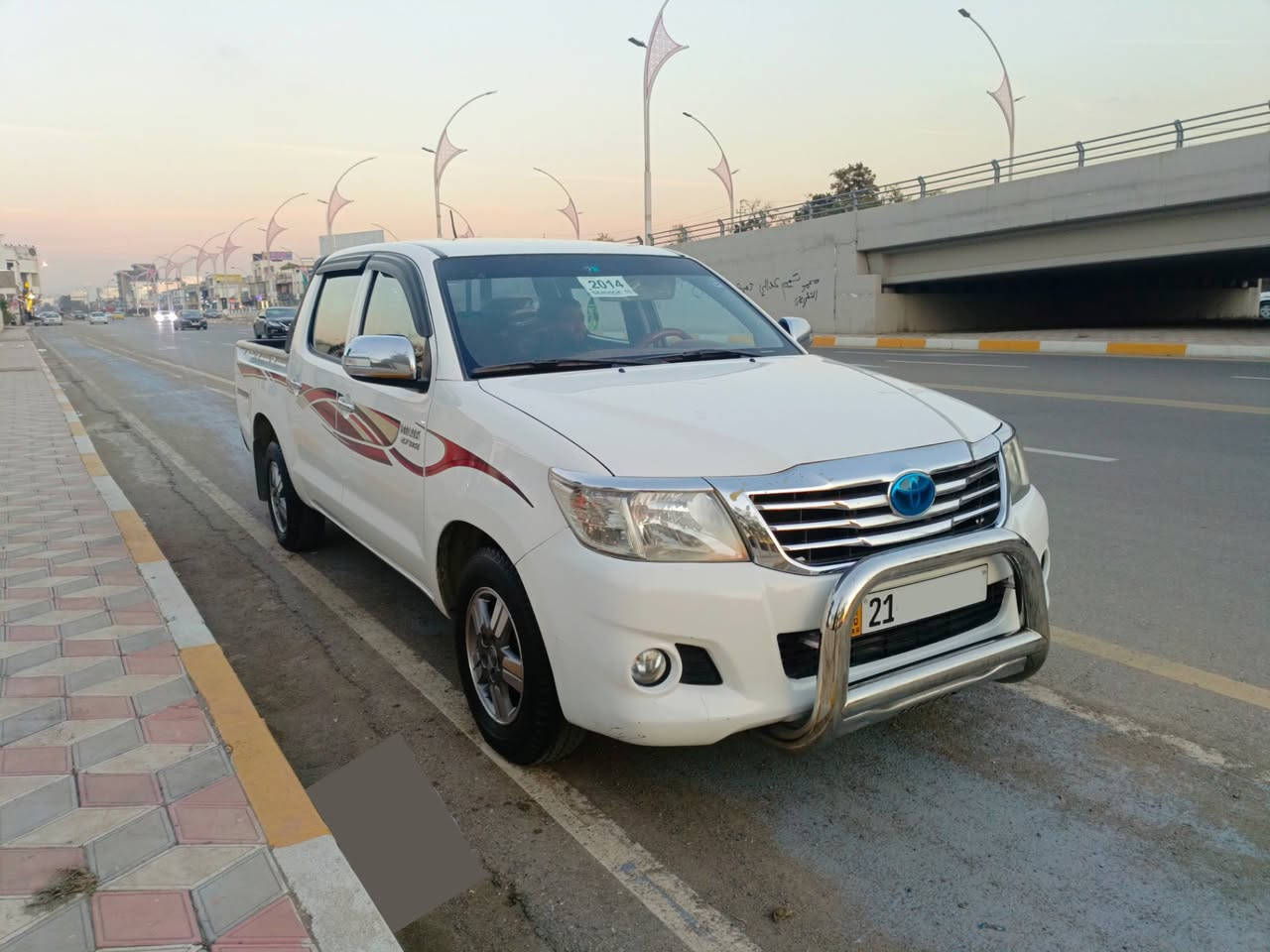 تويوتا هايلوكس 2014_مكفولة بدون صبغ فقط مكانين بارد
كير عادي_شركة جيهان_رقم سليمانية شرط التحويل
كير مكينه تبريد كله بشرط_سعر 208 وبي مجال
مكاني كركوك ***********
