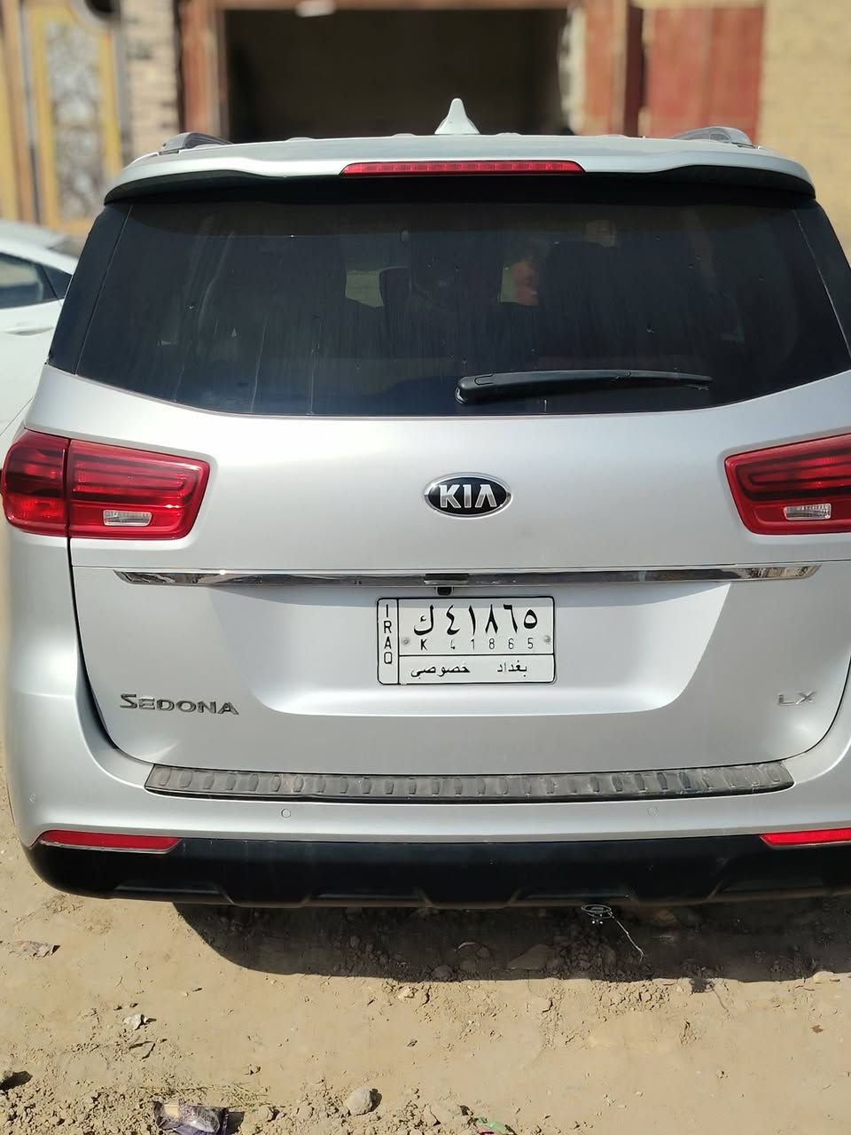 كرنفال سيدونه البيع وارد أمريكي موديل ٢٠٢٠.    *********** دوانيه الحمزه الشرقي رقم بغداد بسمي
