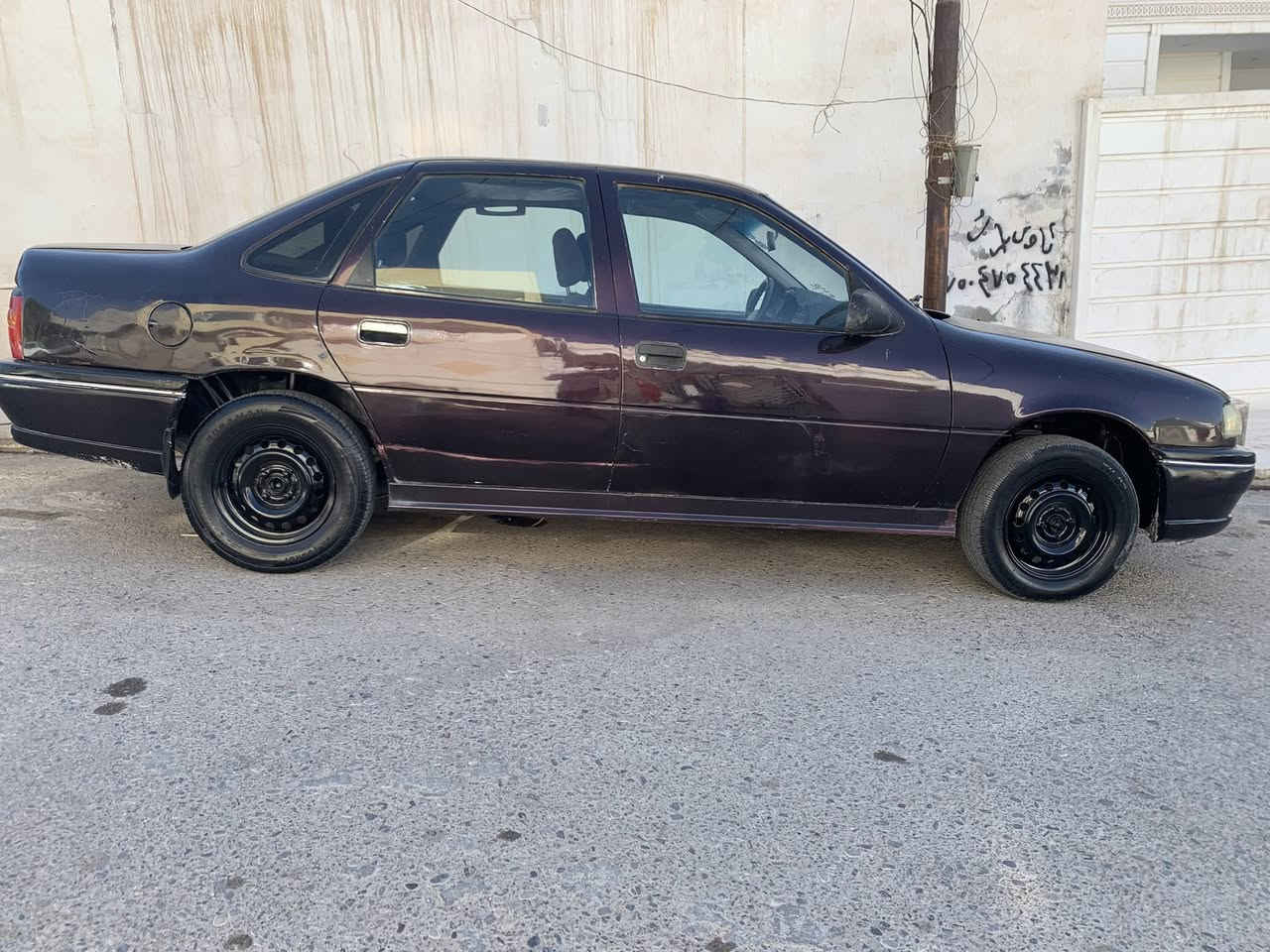 اوبل فيكترا ١٨ كير عادي سنوية منتهي قبل سنة تحويل وكالة ،كصة و مكلوب،  كل بشرط مكينة بية دخان قليل كير بشرط ، بية ضربة خفيفة من امام و خلفي و بية شبرين معجون بسقف،  بشرط   مكاني اربيل ابيع فقط سعر ٣٥ $ اجاوب واتساب و رقم فقط،تحياتي اليكم
***********
