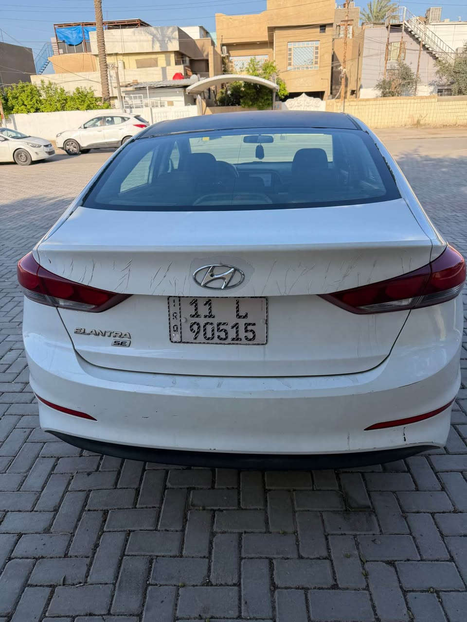 السلام عليكم اللنتر 2018 مكينة 2000 دوش ماشية 120 ميل مكينة بلادية صدر جديد السيارة جاهزة القمارة حافة مكشرة وبيها جاملغ خلفي وباب كلير من امريكا السيارة داخلة كلين كير AT المرغوب بدون اي نقص صدر وتخم تاير وتبريد كلة جديد 
السعر 117$ 
 وبيها مجال بسيط مكاني بغداد الكرخ للبيع فقط 
*********** بغداد, العراق
