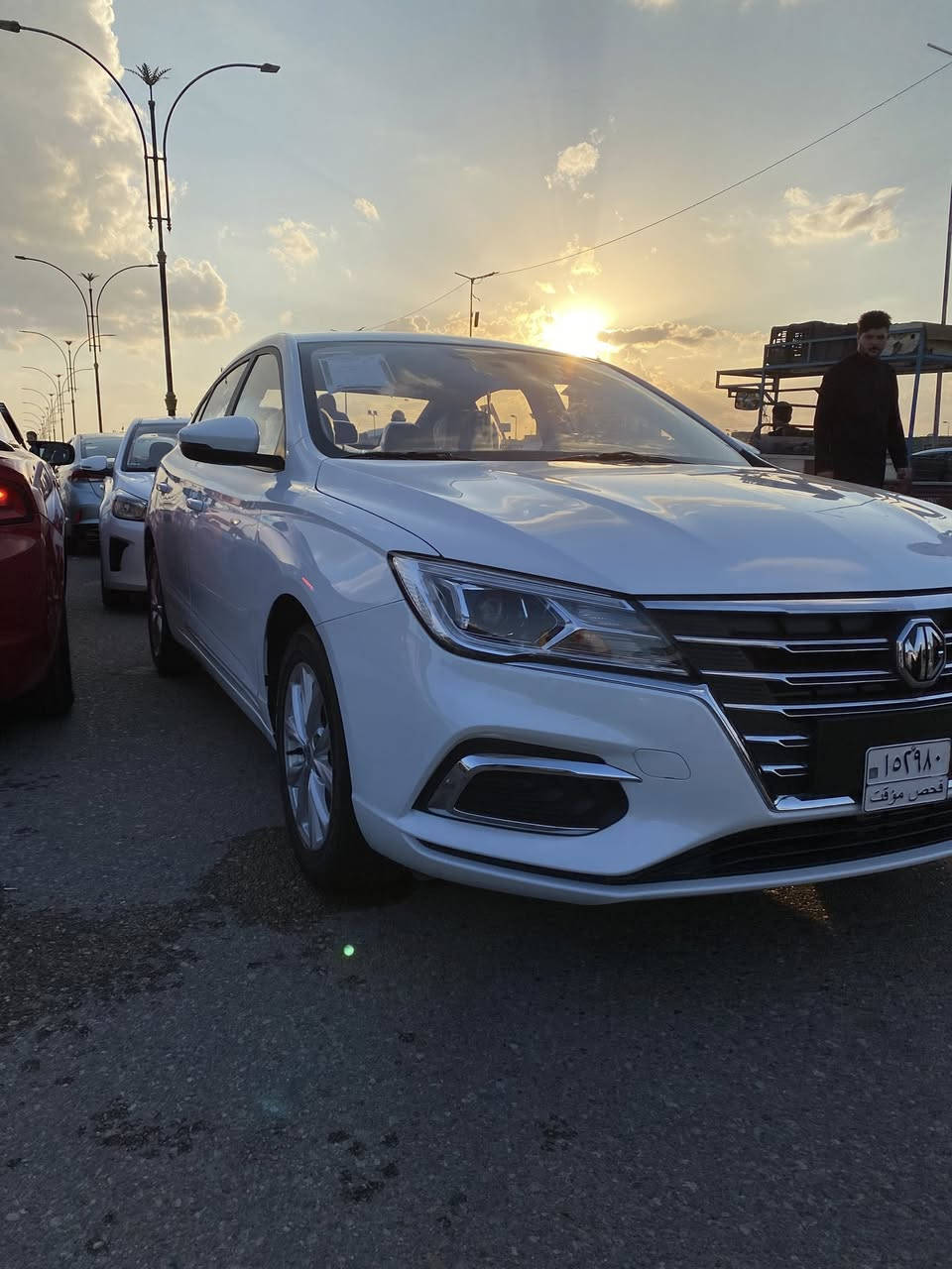 سلام عليكم ام جي للبيع موديل 25
ماشيه 2000بدون رقم سعر 90وبه مجال 
العنوان البصره القبله ***********
