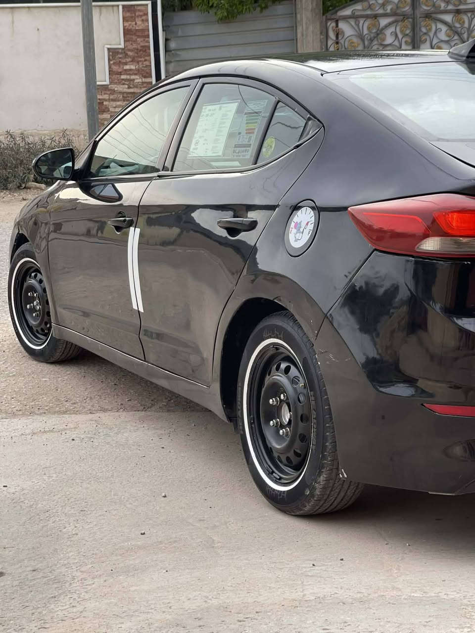 سلام عليكم سياره النترا موديل ٢٠١٧ كير ومحرك وحداديه كفاله تخم تاير جديد بيه اربع قطع صبغ بدون دواخل السياره جاهزه مكاني بابل السعر ٩٨ بيه مجال الي مايشتري ليعامل  الرقم ***********
