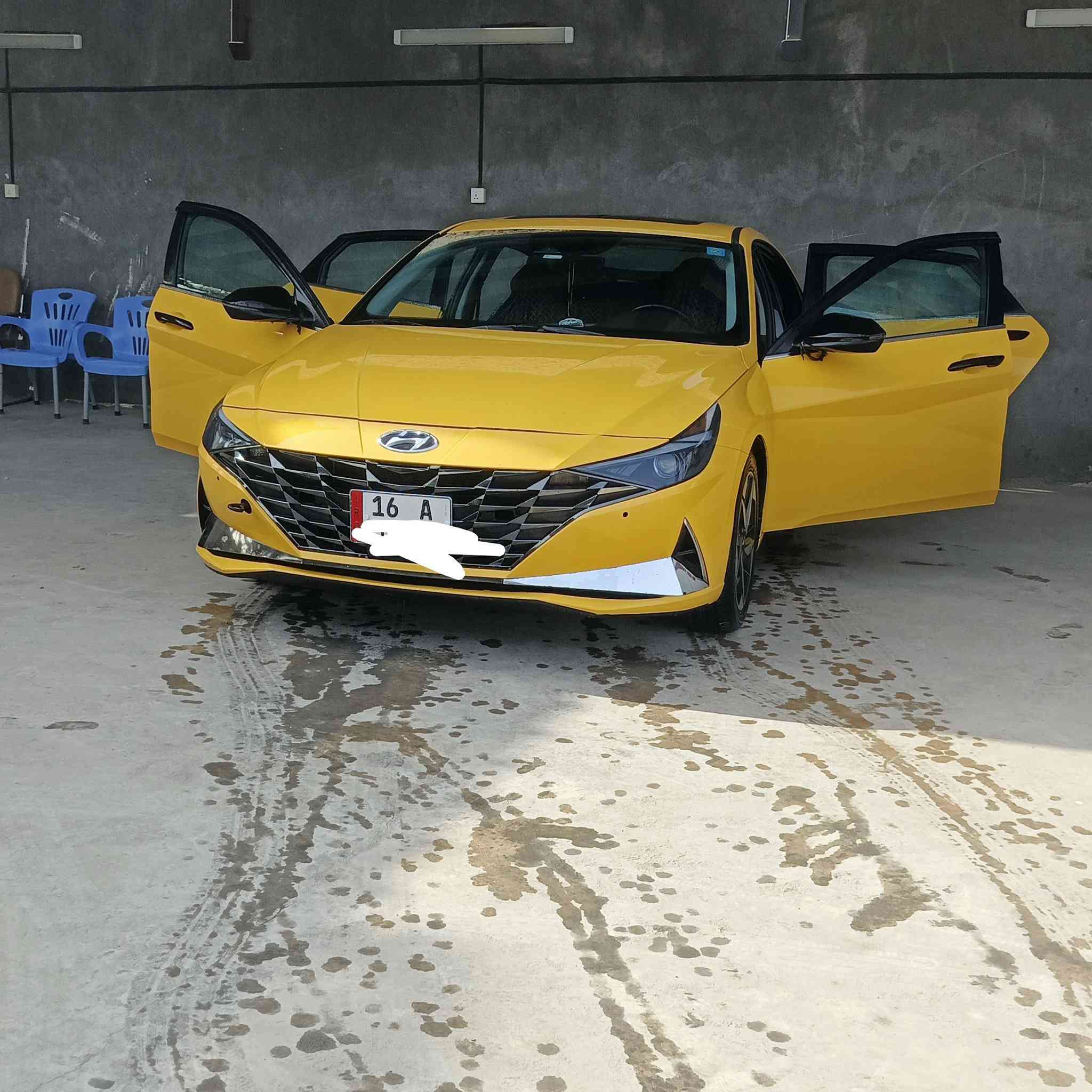 السلام علیکم
النترا للبيع موديل 2022 أمريكي

مواصفات فول1/1

الحادثه الموضحه بالصورة السيارة جاهزة من كلشي السيارة نيبل واحد   المحرك 2000 دوش غاز /بانزين هيئة غرامات مصفره السيارة بسمي رقم انكليزي التحويل بي وقت

رقم الهاتف *********** السيارة  (مكلف بل النشر)
 المكان الديوانيه  الحمزه الشرقي 
السعر خاص
