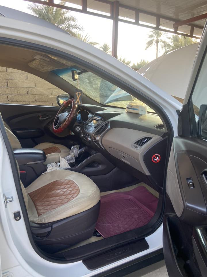 سلام عليكم
توكسان 2015
خليجيه مكفوله 
ماشيه 140

‭٠٧٨٢ ٧٢٦ ٢٢٩٨‬
