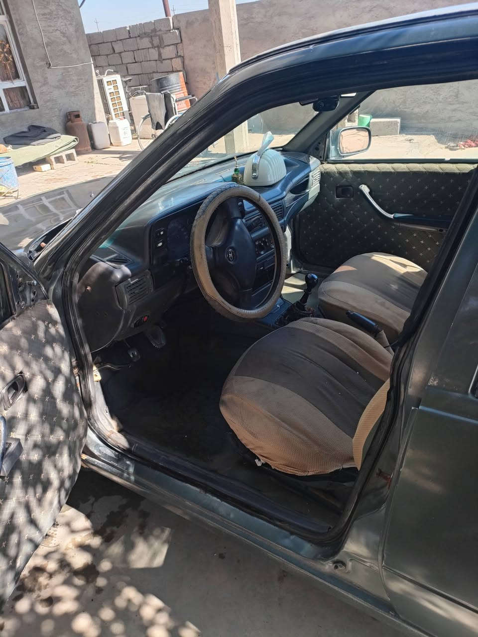 السلام عليكم
دايو سلو 
رقم دولي 
باسمي تحويل ثاني يوم 
محرك وكير خير من الله 
مكان السياره بغداد 
سياره جاهزه اي نقص مابيها 
كهربائيات كلها شغاله  
السعر 27 وبيها مجال 
***********
