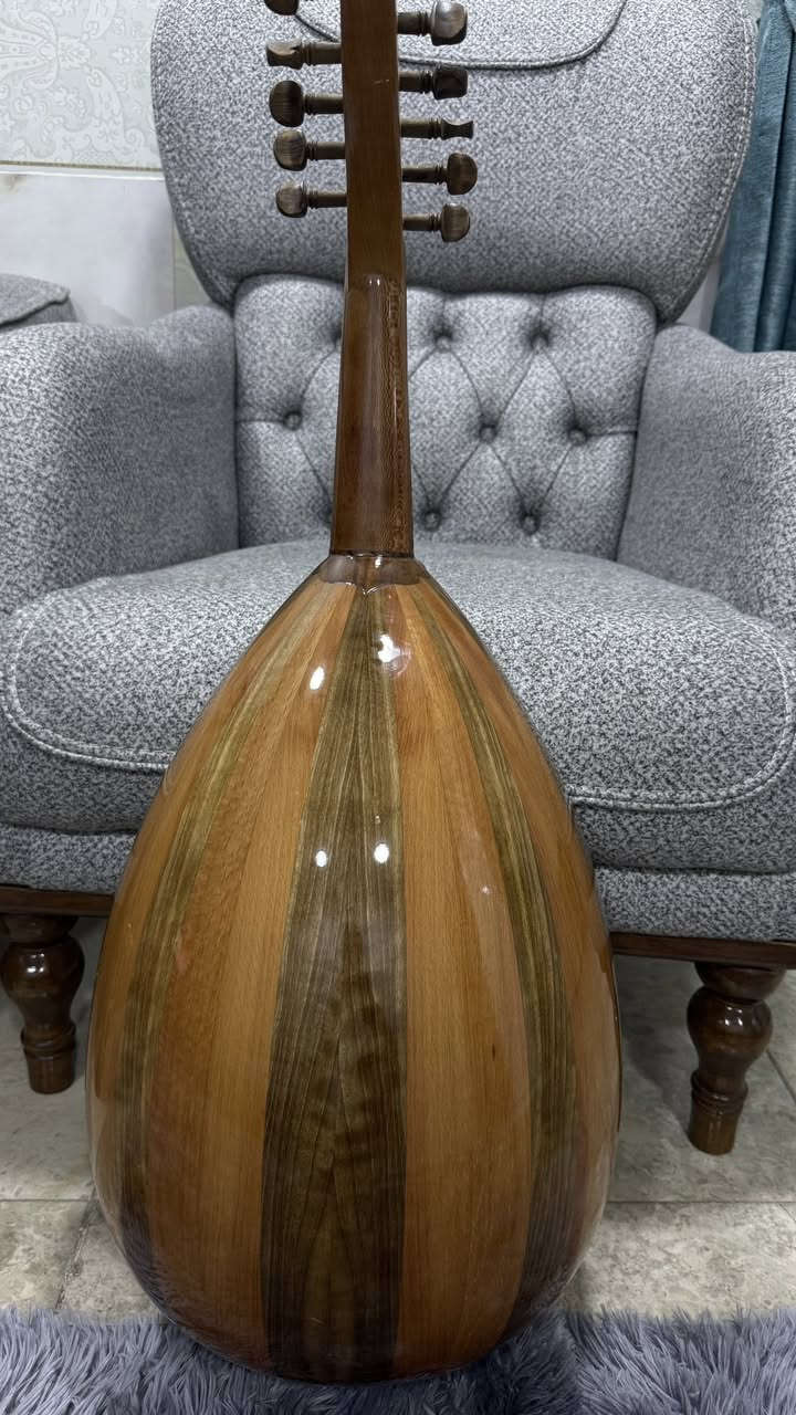 عود زرياب سوري 0+ ريشة + جنطة + اوتار اضافية
مستعمل شهر
السعر ١٣٠ الف وبي مجال


**إذا كنت صاحب هذا الإعلان وتريد حذفه لأي سبب، رجاءا أرسل رسالة إلى الدعم الفني**