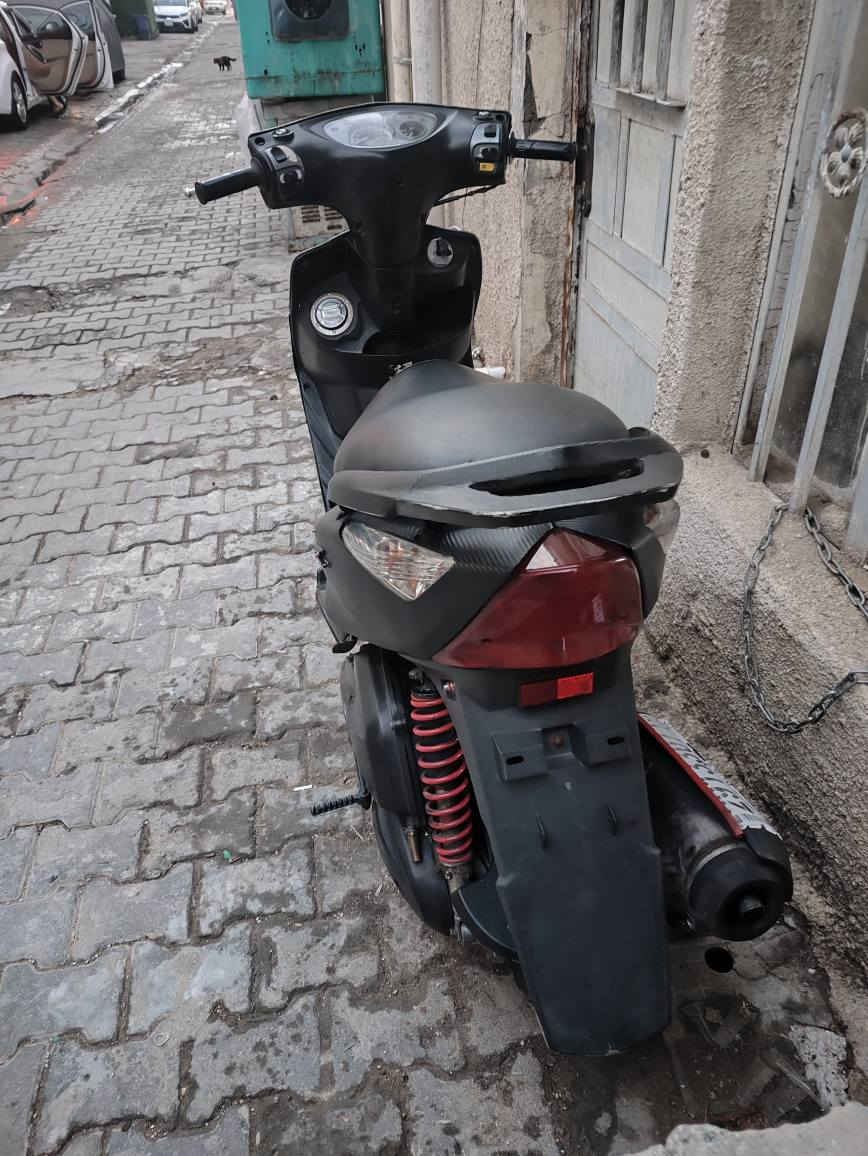 دراجة ثعلب  للبيع أو مراوس بدراجة شحن ⚡
الدراجة تفاصيلها:
مكينة 125 سي سي
نظيفة وتشتغل 👍
اقتصادية بالبنزين
مناسبة للمشاوير اليومية
💰 السعر 800 وقابل للتفاوض 
🔁 أو مراوس بدراجة شحن (يفضل 72 فولت) ملف 2000 فما فوق 
📍 المكان: (ساحة عدن)
📞 للتواصل: راسلني خاص وتدلل بغداد, العراق


**إذا كنت صاحب هذا الإعلان وتريد حذفه لأي سبب، رجاءا أرسل رسالة إلى الدعم الفني**