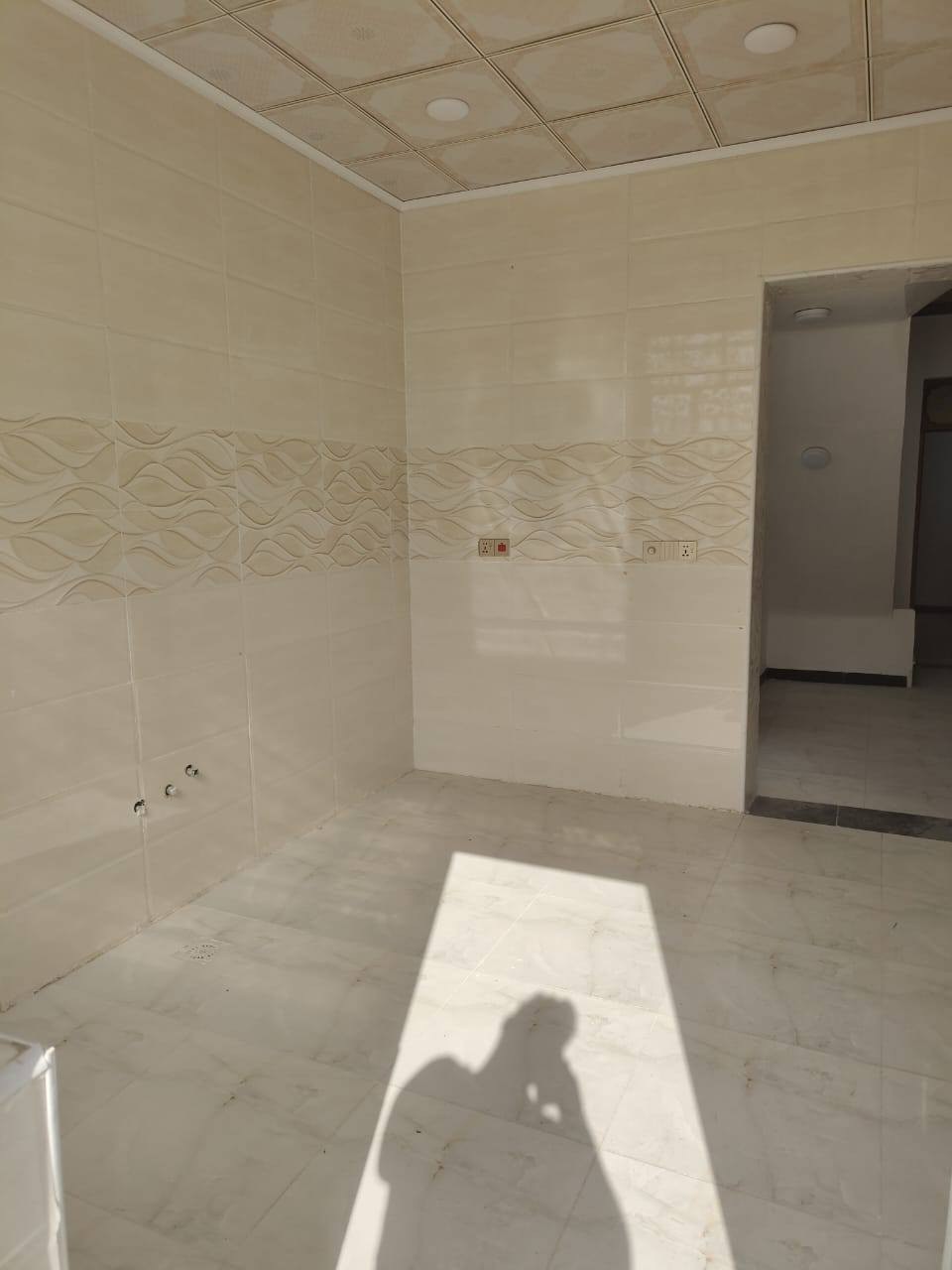 يا الله دار البيع مساحه 150متر مربع خريطه مرتبه وشغل درجه اوله على شارع 12متر تبليط ناره ليليه ورصفه كهرباء عنوان على شارع الاصب عمود 335خط الاول سعر البيت 65وبيه مجال *********** وتوفر جميع مساحات من عرصات وبيون طابو زراعي سند 25
