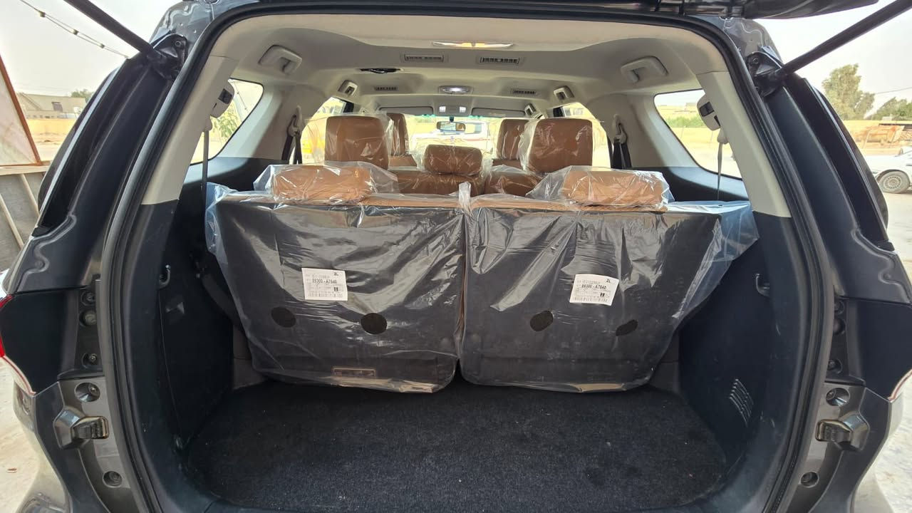 فورتشنر للبيع سعره 265 وقابل للتفاوض موديل 23 ماشيه 33 رقم بغداد بسمي بيه ربع دعامية صبغ فقط محرك 2700 توويل السونار و صورة الحادث بلمنشور مكان السيارة بصره احياناً في كربلاء 
***********
