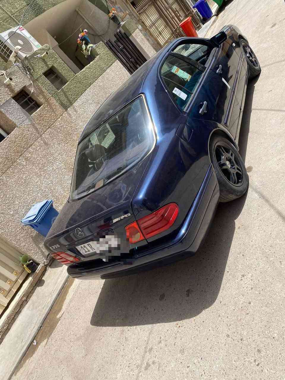 سلام عليكم مارسيدس ام عيون موديل 1996 محرك300 السعر75وبيها مجال قليل حق الجيه ***********سنوية جديدة ورقم جديد مكان السيارة بغداد الشعب
