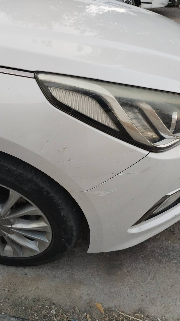 سوناتا 2016 رقم اربيل كفالة عامة محرك ٢٤٠٠ مكانها النجف حدادية تخم تاير ماشية ١٣٣الف قابل للزيادة بيها شخوط براس الجاملغ موضح بالصورة السعر 163
متواجد ماسنجر واتساب ***********
