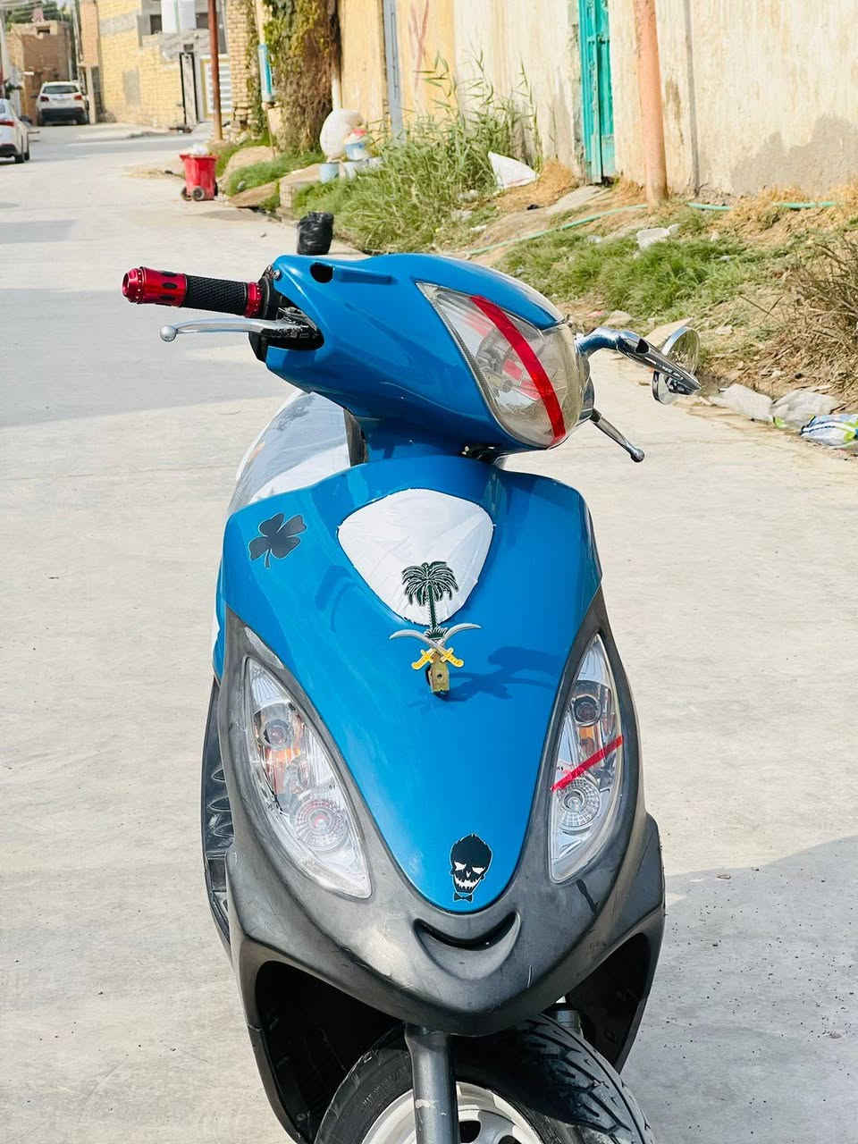 السلام عليكم عيوني دراجه كامكو للبيع موديل 14 السعر 750 وبيه مجال قليل ***********
