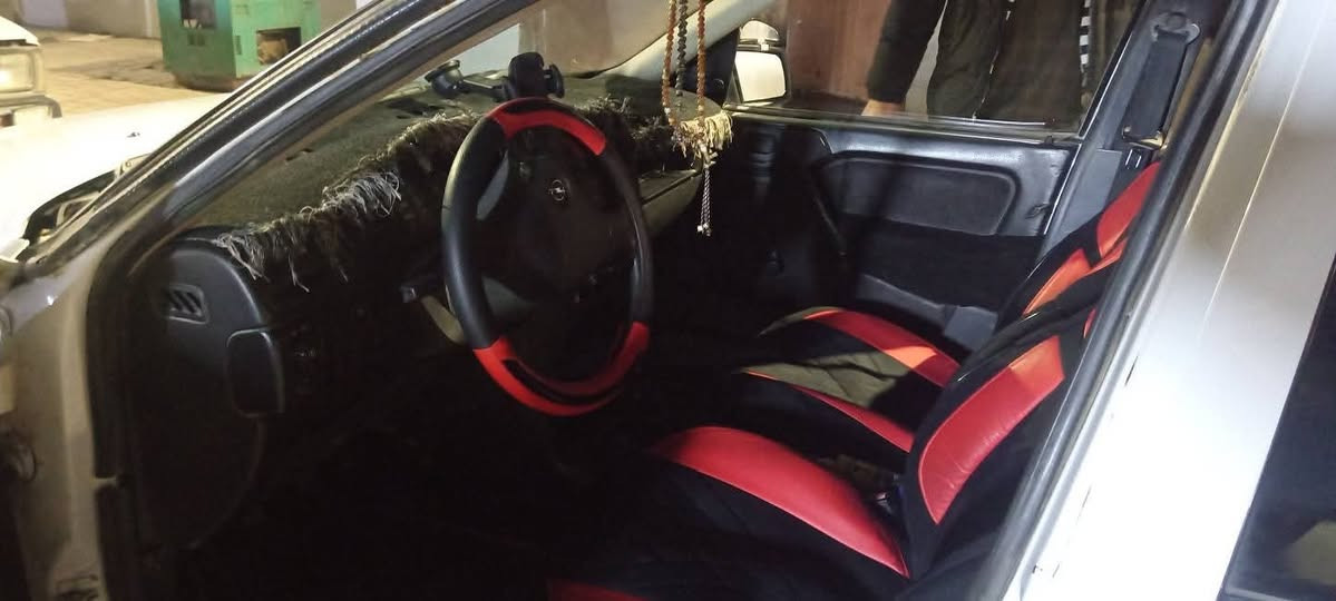 سلام عليكم سيارة اوبل فكترا معرر جديد موديل 1992 محرك 600 شرط لا تنقيص ولا تبخير  الرقم صلاح الدين مشروع وطني سنوية جديدة
الاتصال ***********
السعر 45 وبيها مجال
