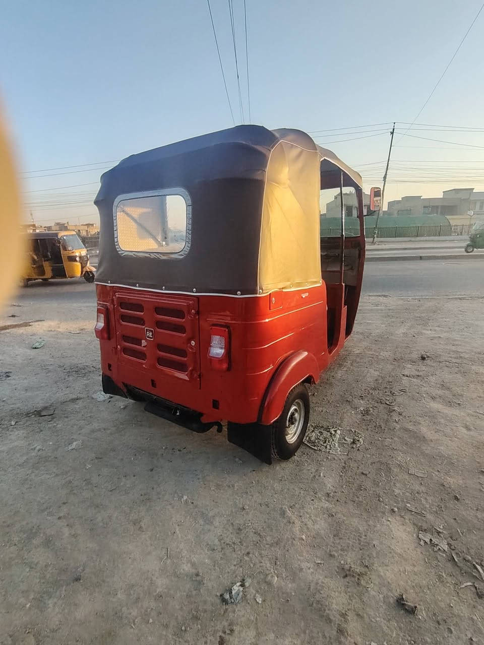 سلام عليكم  تكتك للبيع 2017 مرقمه نكليزي تحويل ثاني يوم 
تكتك مصبوغه عام للجماليه بيها بارد بلغد لباقي مكفولا من ضربه مكينه كير أكسن خير من الله  
لعنون بغدأد حي لبتول لودايه السعر 47000 وبيها مجال؟
ألرقم *********** خاص مامتواجد
