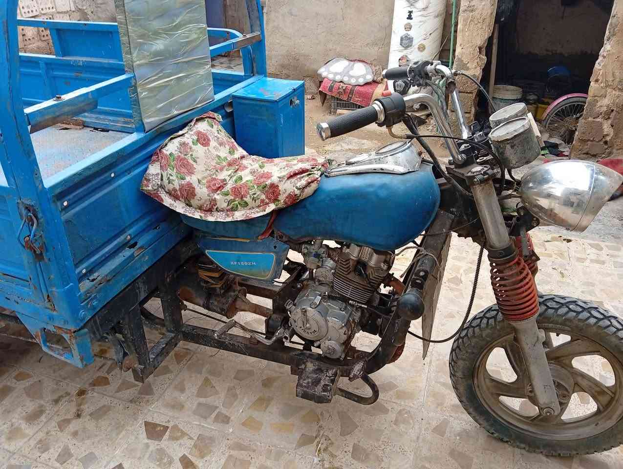 ستوته للبيع كلك بدون أوراق مكفوله من سرقه ستوته شغاله سلف شاصيهأ مكفول 650 وبيهأ مجال وشراي بيخير ويدلل 
عنوان ديوانيه قضاء البدير رقم موبايل***********
