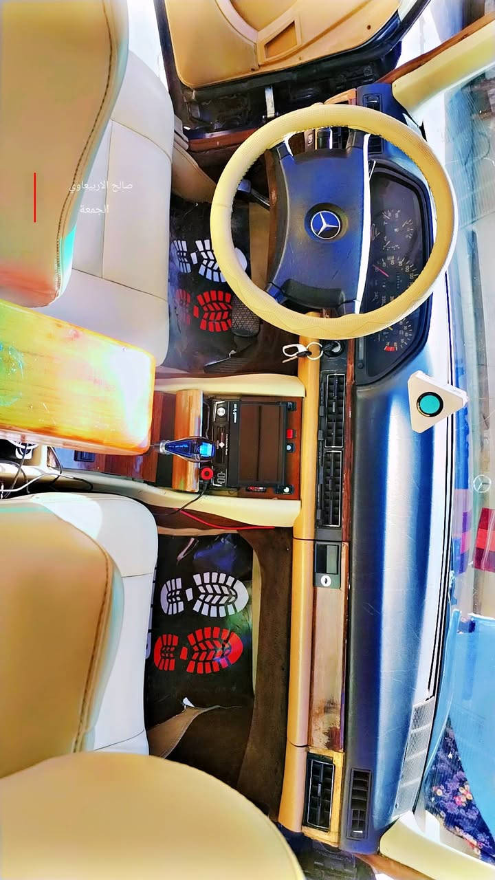 سلام عليكم مارسيدس رئاسي مكفوله كفاله عامه شرط  مصبوغه للجماليه فقط شرط التحويل بسمنا السنويه نافذه 2030  محَور بطه 2500 مكانها سامره رقم *********** السعر 75 بيها مجال
