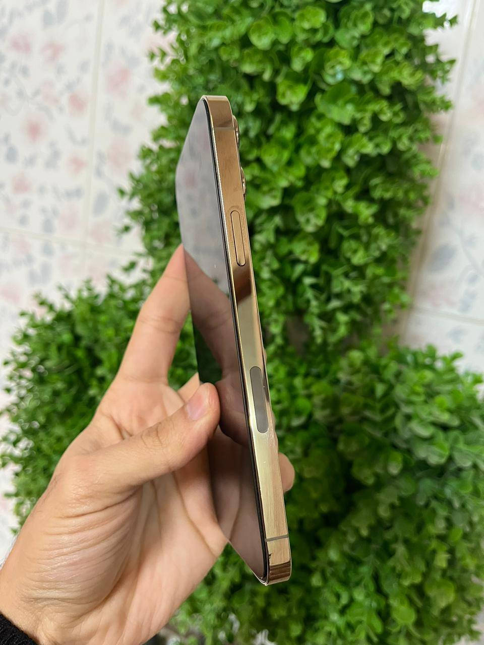 ١٣ ابرو ماكس بطاريه ٨٣ مكفول من كلشي لا تصليح ولا فتح ولا تبديل يرهم مراؤس ب اس ٢٤ او بيع  سعره ٧٠٠  
***********
