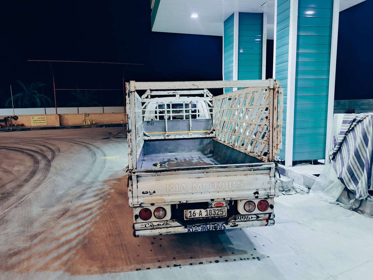 مداور ثاني يوم ويل محور 14 السيار بسمي مديل 16
كلشي بيه شغال تبريد ثلج السعر 135
مكان كوفه
رقم المبايل ***********
