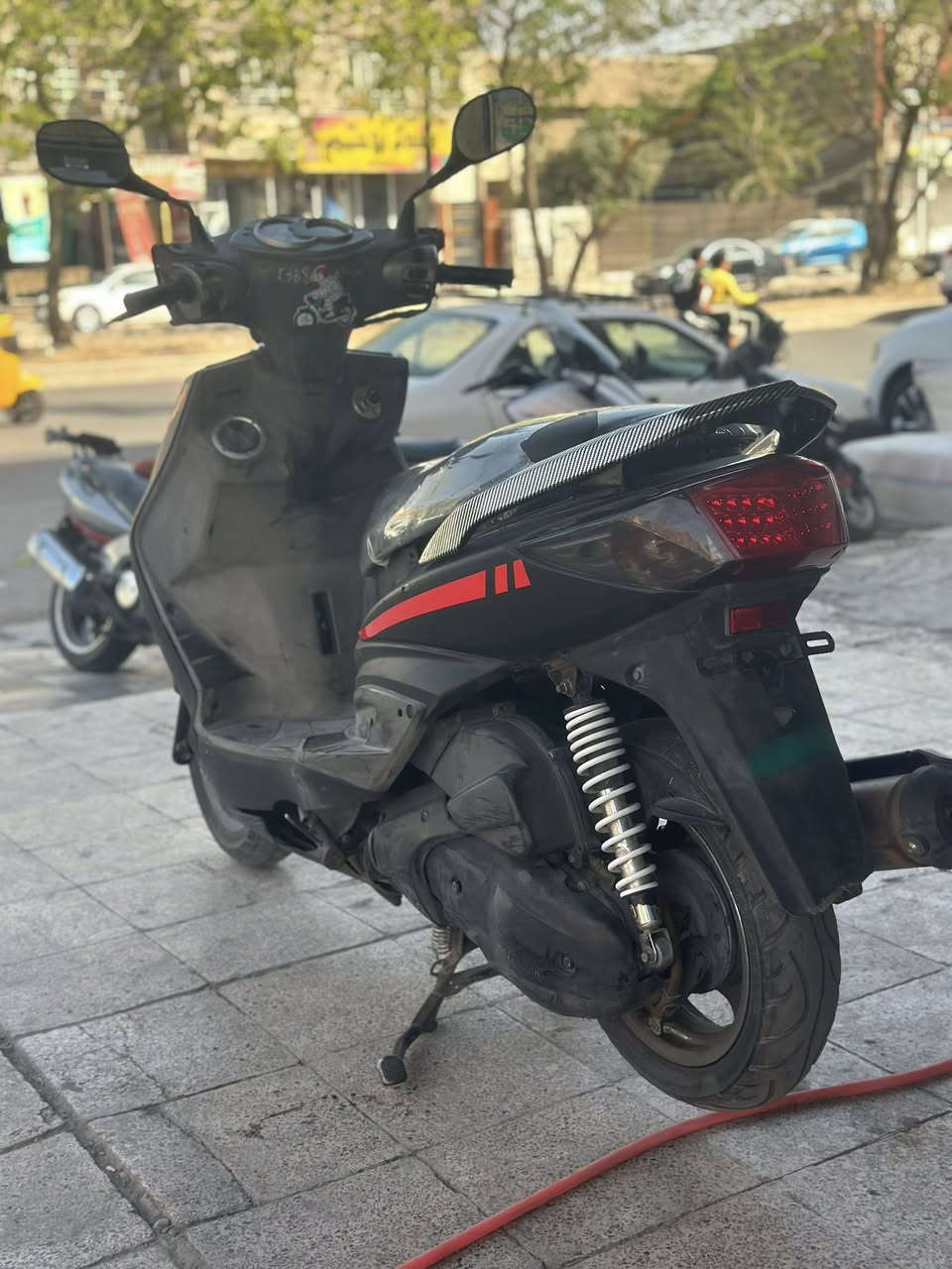 سكنس فحل رمبه رمبه رمبه تاخذها من باب البيت بعدها وكاله الدراجة برغي ممفتوح بيها كفاله عامه جيب فيتر  وتعال مكاني بغداد. حي اور *********** السعر 650
