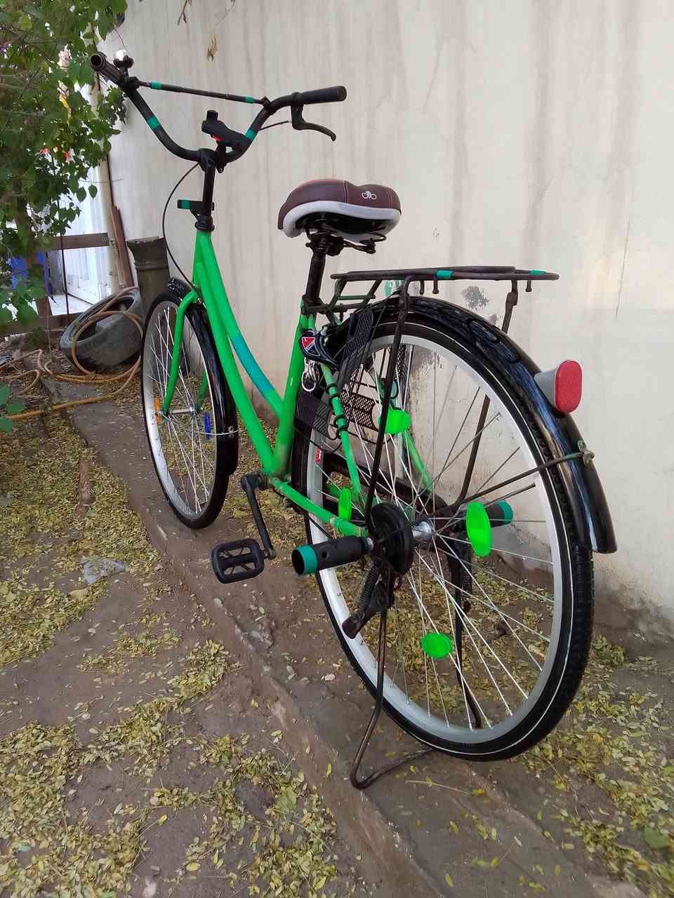 السلام عليكم 

باسكل للبيع حجم 26 
وياله جدد قفل سويچ 
تاير وچوب وره جدد
الباسكل لون سلفر مصبوغ اخضر 
جاملغات جدد
السعر 60 وبي مجال 
متواجد واتساب 
***********
مكان النجف الاشرف كوفه علوة الفحل قرب جسر الأمام علي
