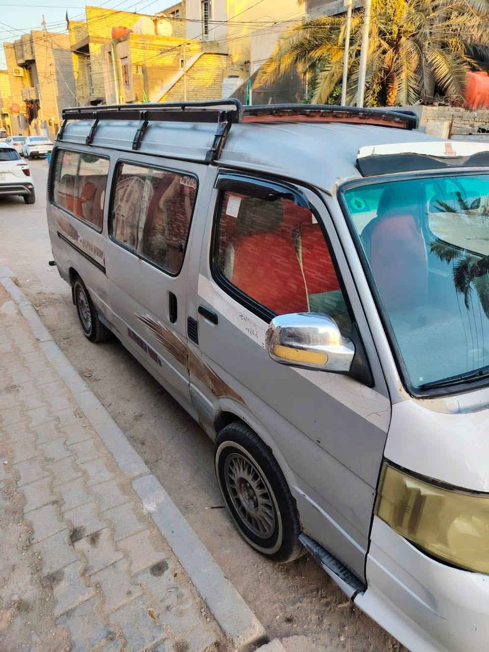 السلام عليكم فوتون مديل 10 مكينه وكير حداديه وتخم تاير بأسمي السعر 55 مكان كربلاء 
***********
