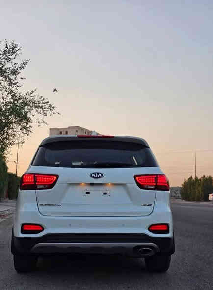 سلام عليكم / سارنتو GT لاين 
مديل 2020
بيه بارد بسيط فقط بين البيبان وخشم جاملغ بدون صبخ او تبديل 
فول فول مواصفات 
1_بانوراما
2_ كامرات عدد5 
3_ بصمه بيبان +بصمه تشغيل 
4_جنطه بصمه 
5_كشنات كهرباء 
بعد بيه هواي مواصفات 
رقم بغداد لجديد بسمي هزه جديده 
سعر 30الف يعني 3شدات وبيه مجال للشراي 
مكاني البياع تقاطع شرطه الرابعه 
***********
