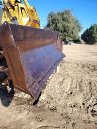 بلدوزر اللبيع رقم الهاتف ٠٧٧٣٦٣٦٩٧٨٩ 07777743117