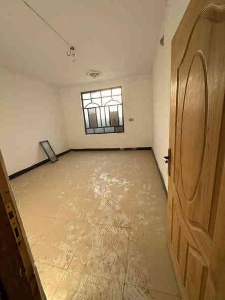 سلام عليكم متابعينا الكرام تحيه الى حضرة الادمن المحترم جانب من اعمالنه عمل جبس بورد سعر المتر بس عمل 10 كرزته وعمل لحد الصبغ 20  صبغ الداخل المتر 3000 بالاضافه الى صبغ الواجهيات ولحديد بأسعار مناسبه بابل لتواصل وات ساب  ***********واتساب ***********
