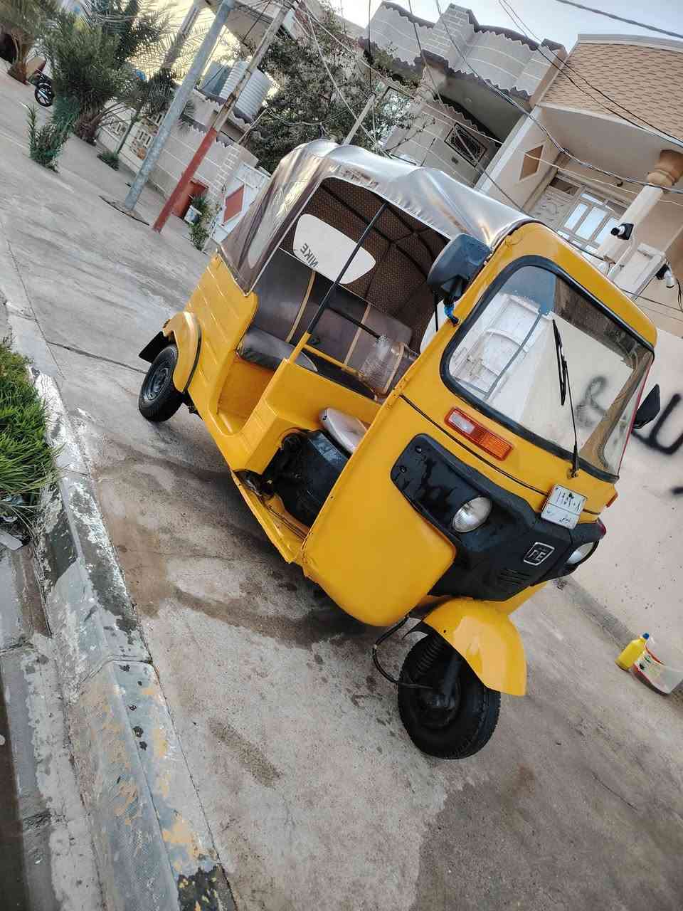 سلام عليكم تكتك ٢٠١٨ تعمير كلة جديد ماكو شي قديم بيها مكينة عشرين مكفولة من تنقيص تبخير كهربائيات شغالة جادر جديد تخم تاير جديد كلاجات جدد لايت عالي ناص اشاير كلهن شغالة تكتك خير من الله كاملة من كلشي تحويل ثاني يوم سعر 5000 وبيها مجال قليل حك جية مكاني بعقوبة بهرز ***********
