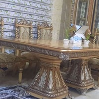 طاولة طعام • ٦ كراسي • نظيفة