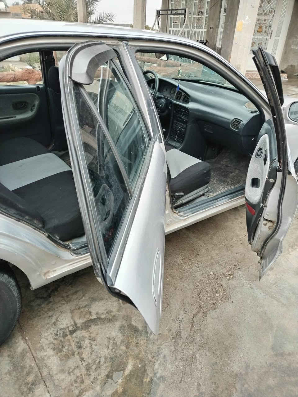 سلام عليكم سوناتا تو موديل 4 رقم جديد هزه جديده بسمي ل 2030سياره مكفوله من المعجون محرك وكير جددد سياره مال بيت خير من الله 45وبيه مجال ***********
