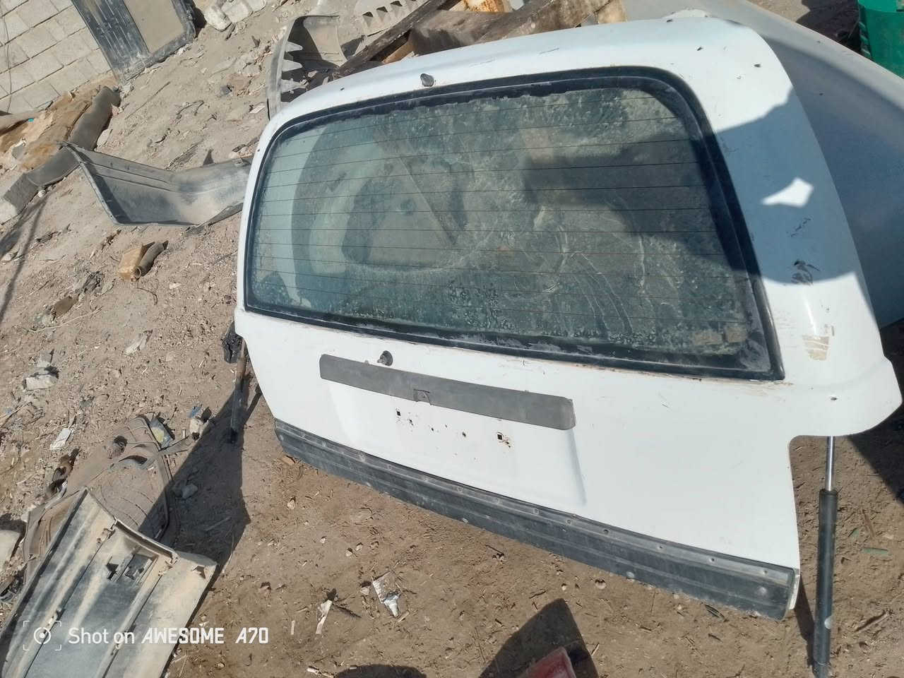 بعد السلام غراظ اوميگا استيشن جنطه نظيفه وجگاتها جدد ونش سحب يرهم الكل السيارات ماطورماسحات  شغال انبار بريك شرط اشغل والباقي شوف العين سعرهن مناسب مكاني نجف ***********
