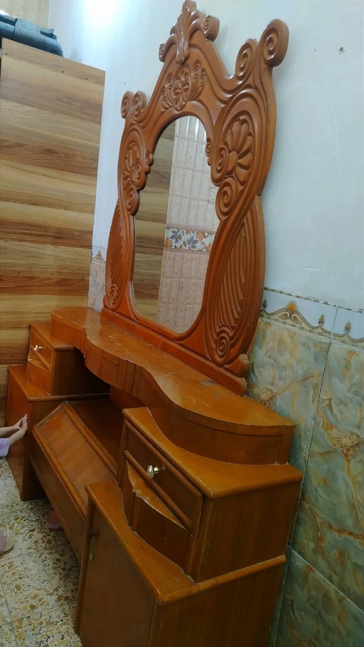 سعرهن 130 تزكام عراقي سبب البيع ضيق المكان ميز لمرايه مترين عرض والزاويه متر وربع عرضها


**إذا كنت صاحب هذا الإعلان وتريد حذفه لأي سبب، رجاءا أرسل رسالة إلى الدعم الفني**