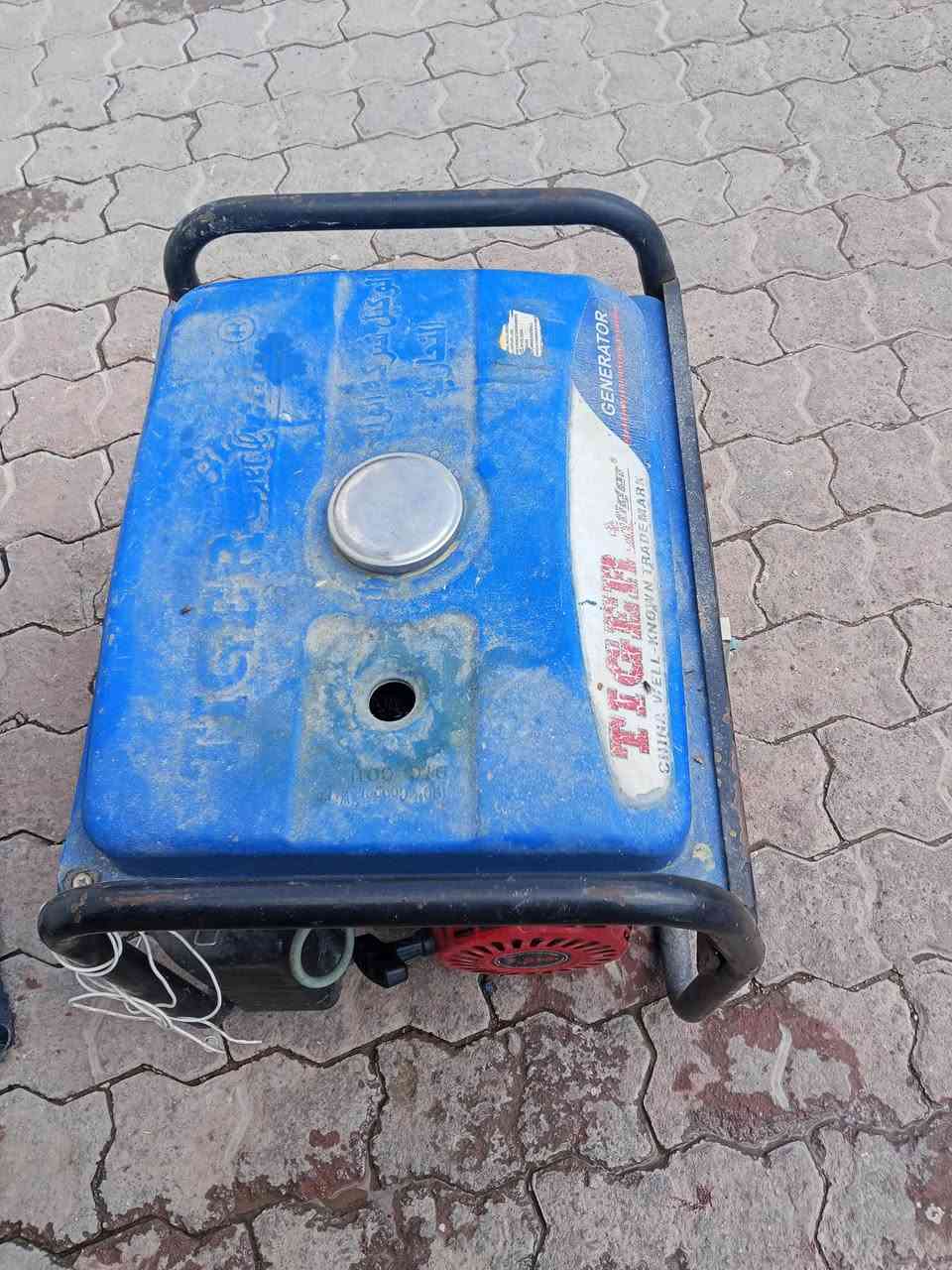 سلام عليكم عندي قراض محل كامله مال دجاج حي الصلايه مستخدمه اسبوع ميزان مستخدم اسبوع مولد و سنك و كيزر ومالت ذبح و طباخ وبريمز و سجاجين و موطور مي تانكيات اثنين السعر 600الف العنوان كركوك حي العروبه ***********
