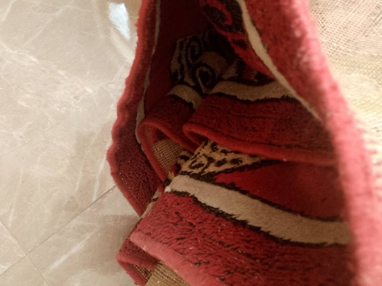 للبيع الحمره كلش كبيره بيع مال شيله نضيفه بس غسل رادلها سعرها 70 وبيها قليل مجال خضره فرو ملمسها 25 وبيها مجال المحموديه حي بدر


**إذا كنت صاحب هذا الإعلان وتريد حذفه لأي سبب، رجاءا أرسل رسالة إلى الدعم الفني**