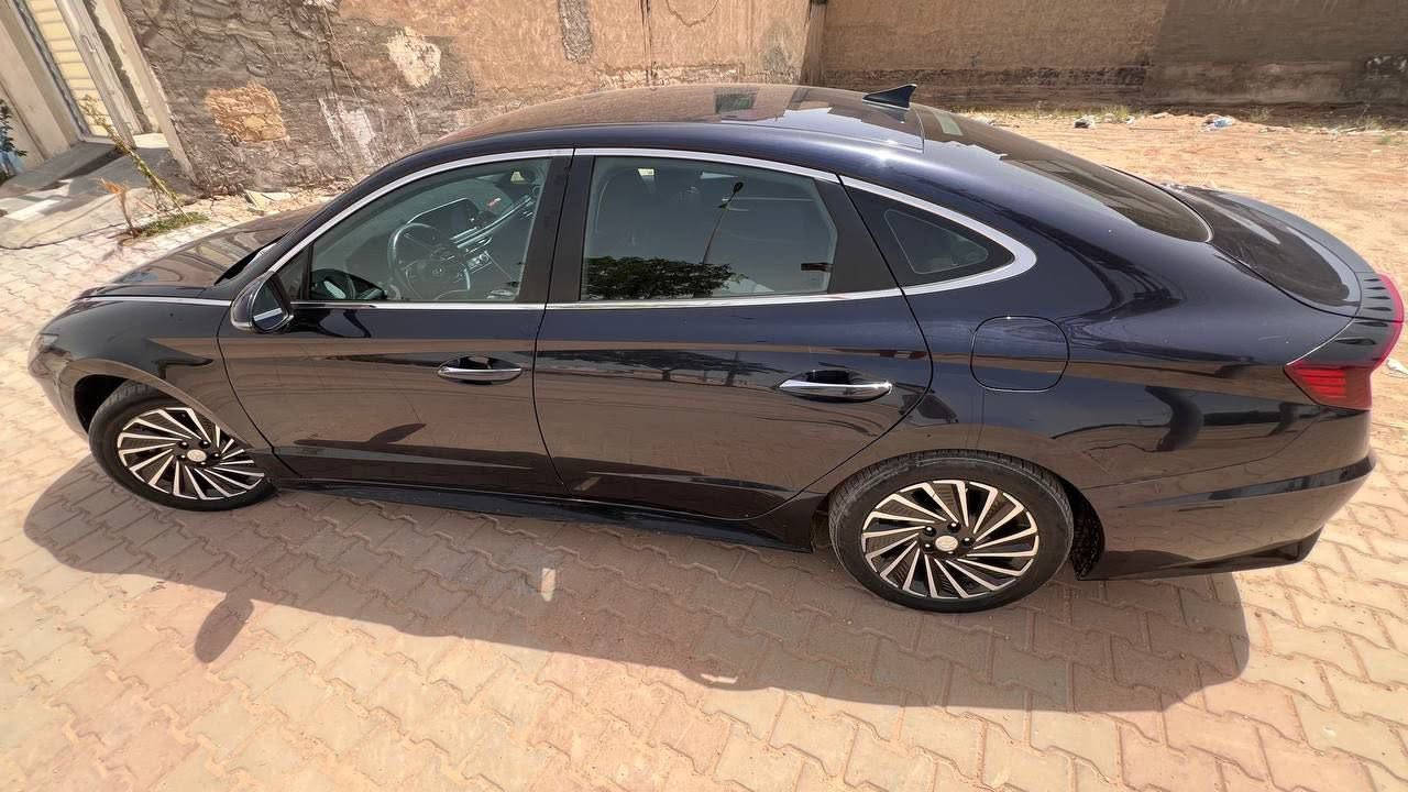 سوناتا (هايبرد 2500) مديـل 22

فول مواصفات عدا الفتحة :

تحكمات ستيرن 

شاشة (كار بلي واندرويد)

شفات ستيرن 

5 انظمة سرعة 

اشاير بالمري

صندوق ذكي 

سياره تبريد وتدفئة 

حادث شبر ونص بنيد 

وبارد بالجاملغ الخلفي حك شبرين 

محرك وكير مكفولات  

السعـر ١٥٥$


**إذا كنت صاحب هذا الإعلان وتريد حذفه لأي سبب، رجاءا أرسل رسالة إلى الدعم الفني**