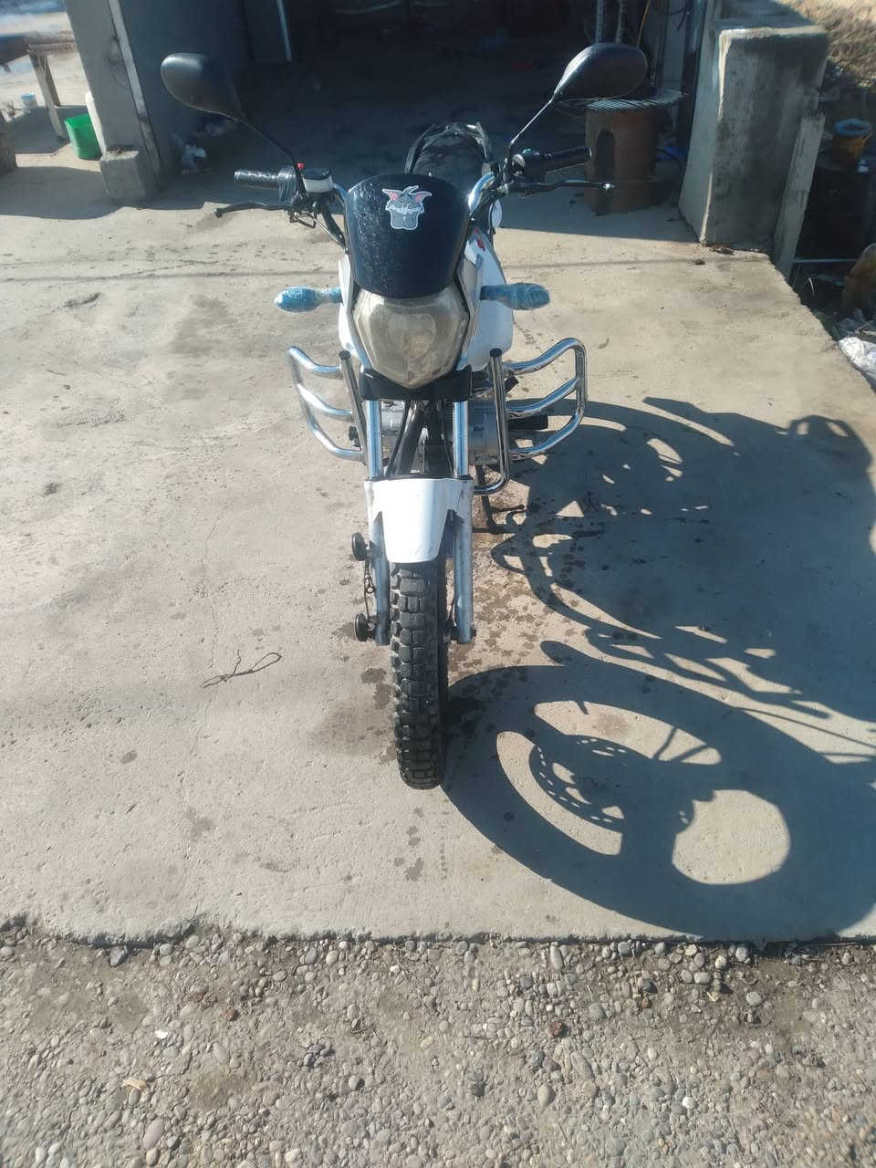 السلام عليكم سنكي موديل 2018 اوراق كامله كهربائيات شغاله ماكينه لا تنقيص لا تبخير دراجه نظيفه***********
