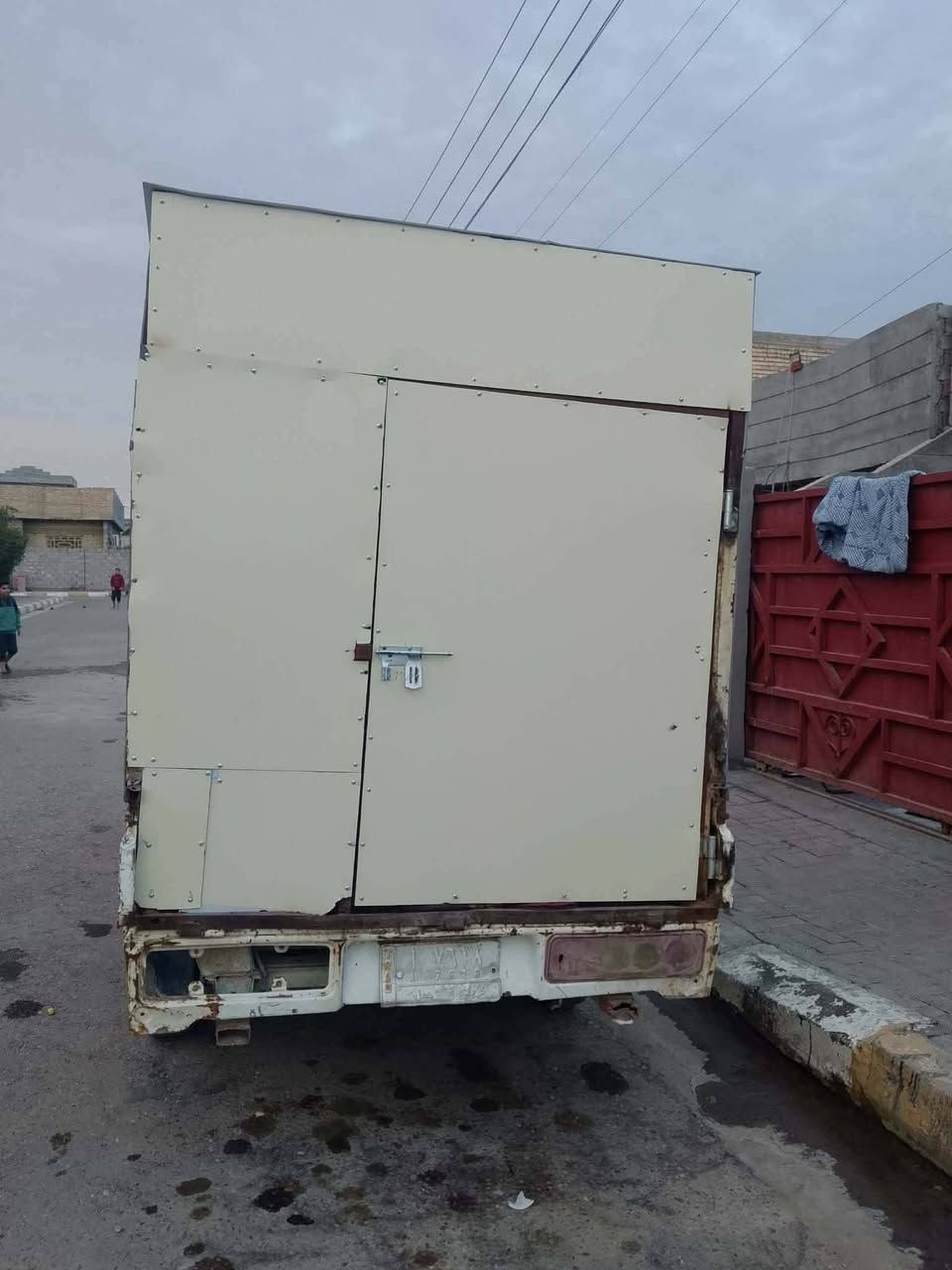 سلام عليكم عيوني ***********
سياره شيري حمل للبيع
موديل 2011 رقم كربلاء
محرك سفن كي ياباني كير اوتماتيك
سياره نضافتهه وسط
سياره شغاله تمشي بس محركهه بي رخاوه
اذا تريد تبدله سعره 400 الف
عليهه غرامه 200 الف
سنويه ساقطه 2020 عندي وكاله خاصه صاحبهه بكربلاء
سياره سعرهه 25وبي وبي مجال تفيد أهل شركات الموزعين
أهل البسطيات   مكاني لانبار قضاء الكرمه ورجاء الي
مايعرف بأسعار التحوير لايكسر بحلال العالم سياره
يردالهه شويه ترتيب فقط
***********
