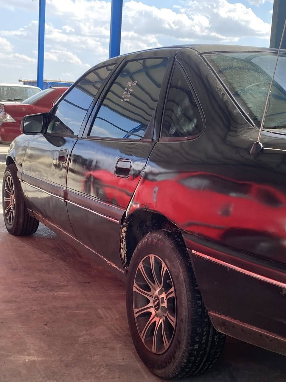 سەرەتا بەناوی خوا
ئۆپڵ ڤیکترا 
 مۆدێل 1991
مەکینە 20
ئاڕم  هەولێر 
ئاڕمو ئەوەلیاتی بەشەرت 
دەعمو لێدراوی نیە 
سەیارەکە تابڵێی جوان و بێمەسروفە 
سعری 19 مەجالێ برایانە
***********
