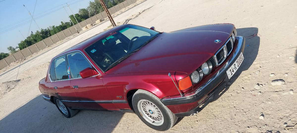 بي ام  735 موديل 1991 سيارة جاهزة السعر ٥٢ وبيه مجال للاتصال ***********
