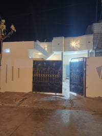 دار للبيع مسجل بالبلديه حي العروبه 07803135119