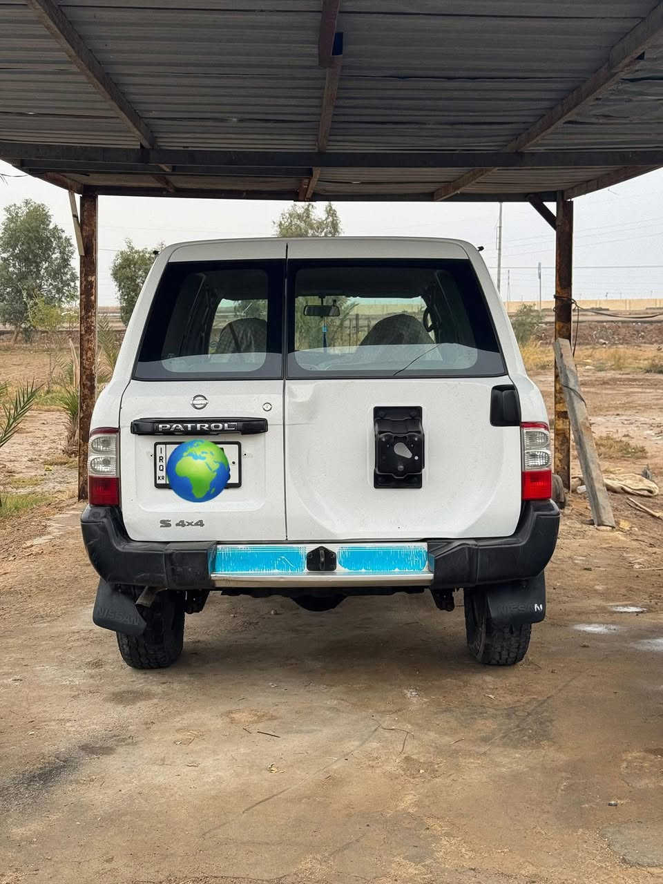 السلام عليكم بترول للبيع موديل 2001 مكفوله وجاهزة مكينه ما مفتوحه على وضع الشركه السعر 120 مكان السيارة ميسان للأستفسار ***********
