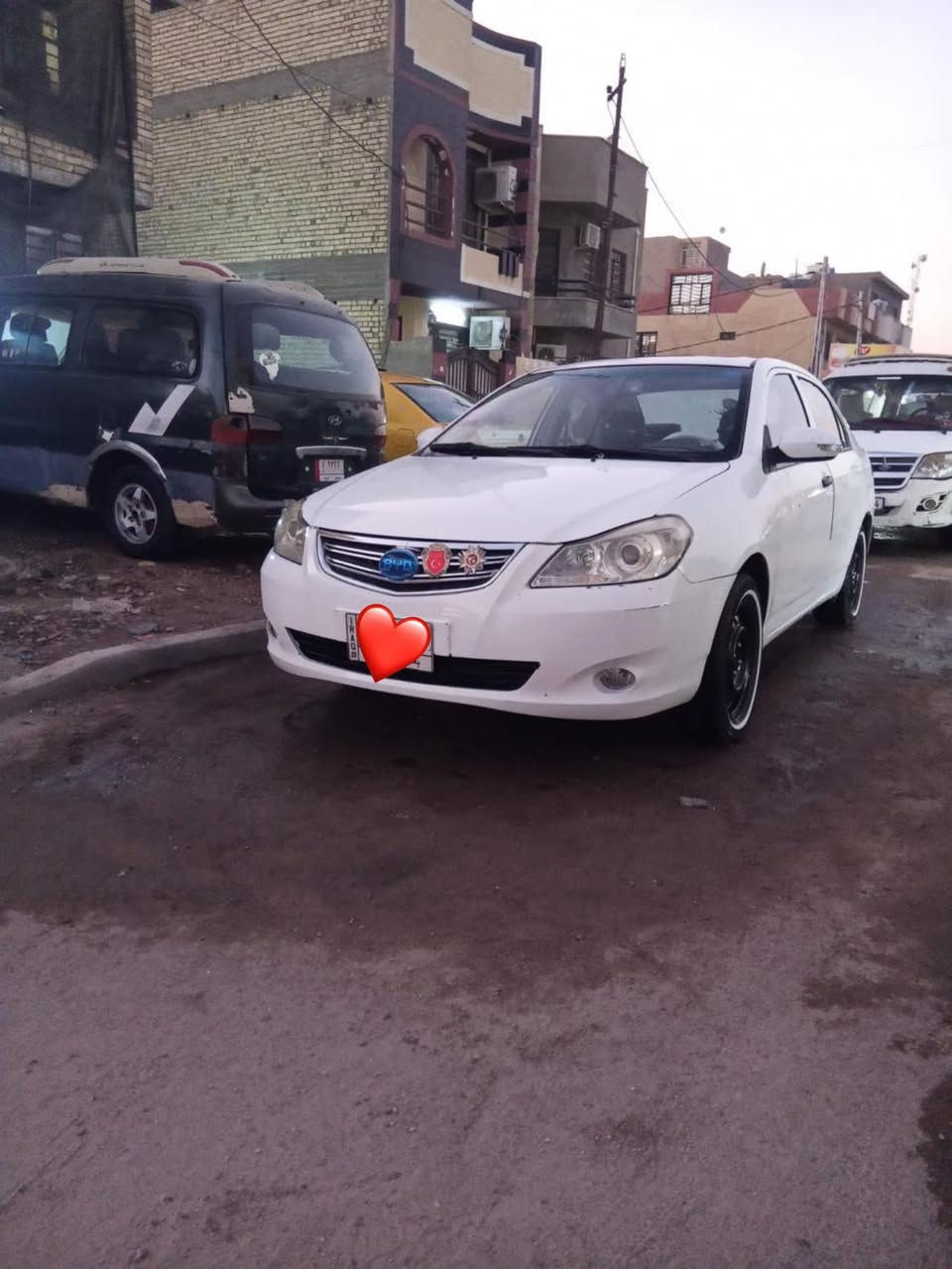 اسلام عليكم  سياره بيوايدي ٢٠١٣  G3كي محرك كورله    عادي سياره خير من الله تجي شوف بعينك.  سياره عليها غرامه تريد تنزل من سعر اتريد تاخذها صافي مكاني بغداد الغزاليه رقمي ‪0773 423 9921‬
