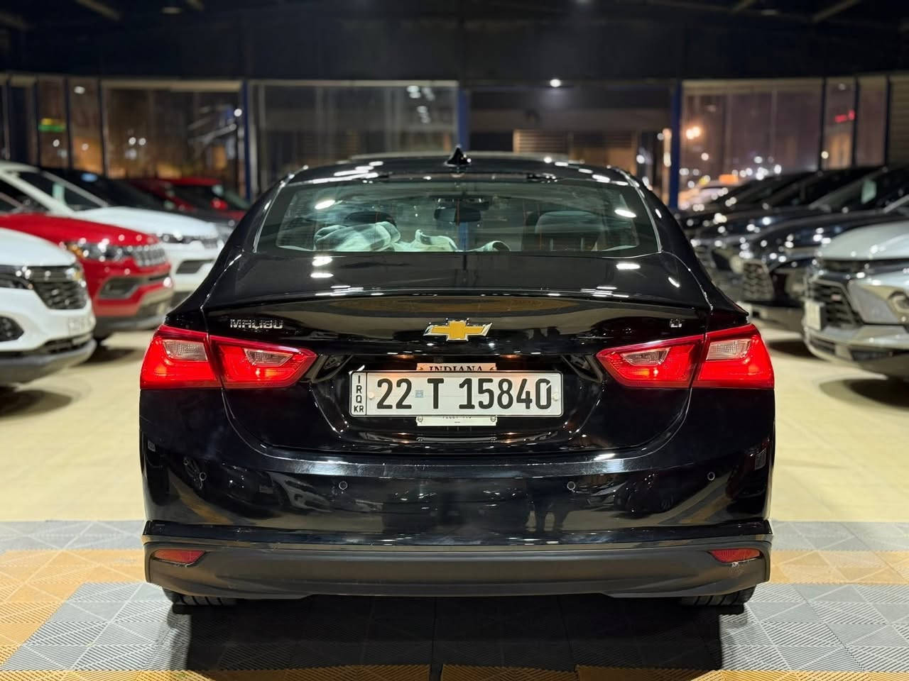 شيفرولية ماليبو موديل 2024 فول مواصفات
#الضرر : جاملغ امامي ايسر مع طرف البنيد
#الرقم : اربيل ( تحويل او وكالة حسب الرغبة )
#الكفالة : نكفل السيارة من الغرق و الشاصي .

#المواصفات :

▪️السيارة : شوفرليت ماليبو LT
▪️الموديل : 2024
▪️المحرك : 1500 توربو (اربعة سلندر)
▪️حجم الويل: ويل كب حجم 18 اصل مع طقم تايرات بحالة ممتازة
▪️غرفة السيارة : كشنات السيارة مخمل اسود
▪️قمارة بانوراما
▪️رادار امامي مانع تصادم
▪️رادار جانبي ( نقاط عمياء ) بالمرايا الجانبية
▪️حساس خلفي اصل
▪️حساسات ورادارات الانحراف عن المسار
▪️لايتات اصفر اصل عالي وناصي مع كشافات دعامية LED
▪️شاشة الدشبول حجم كبير (ايباد) للتحكم بايعازات السيارة
▪️تحكم فول كهرباء لكرسي السائق
▪️بصمات عدد 2 للابواب مع بصمة جنطة وبصمة تشغيل وتشغيل عن بعد 
▪️تبريد قطعتين امامي وخلفي
▪️تدفئة لكشنات المقدمة
▪️سستم صوت
▪️سايد بريك دكمة
▪️تحكم ستيرن جهتين بلوتوث وحاكية وكروس سرعة وتحكم صوت 
▪️نظام ABS مانع انزلاق

السعر المطلوب : 137 ورقة مع المجال
 
الاتصال على : ***********
