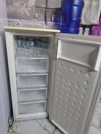 ثلاجة